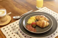Beach Villa Wilderness - breakfast