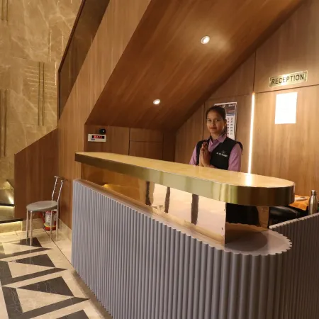 Hotel the Ube Residency Отели рядом с достопримечательностью «Пляж Акса»