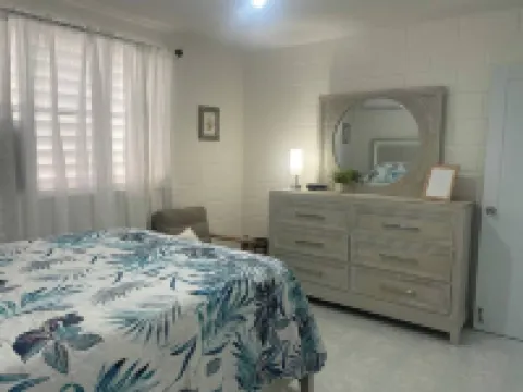 Stylish & Modern Retreat Hoteles en Quebradillas