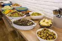 Kibbutz Malkiya Travel Hotel - 朝食