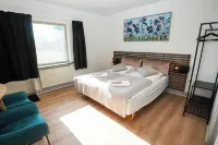 Hotel Falken Hotels in Lem