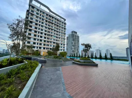 EduStay Lofts - Cyber University Circle Отели рядом с достопримечательностью «Таман Тасайк Сайберджая / Сайберджая Лейк Гарденс»