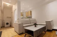 Nova Domo Hotels in Pangrati