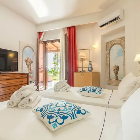 Hotel Eros