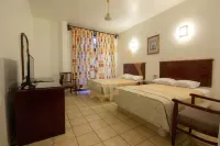 Hotel Caracol Plaza Hotels in 