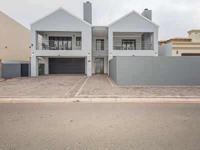 Dalton's, Langebaan, 6-Sleeper