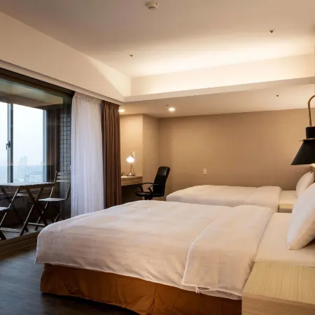 Sky 19 Hotel Отели рядом с достопримечательностью «Док Дадаочэн»