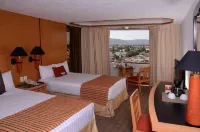 Hotel Guadalajara Plaza Ejecutivo - Balkoner