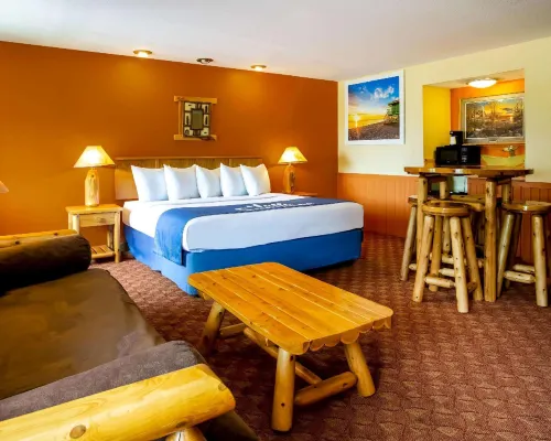 Days Inn & Suites by Wyndham Stevens Point Hotels in Stevens Point