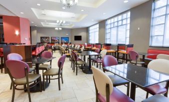 Drury Inn & Suites Cincinnati Sharonville