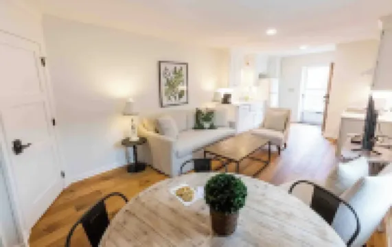 Historical Hotel, Main Street Blowing Rock