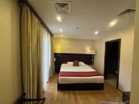 NMetechi Hotel in zona Monument to Characters of Movie Mimino