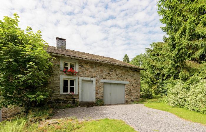 Rustic Vacation Home, Baneux