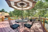Charming Texarkana Home Lake and Pool Access! - 3-Star