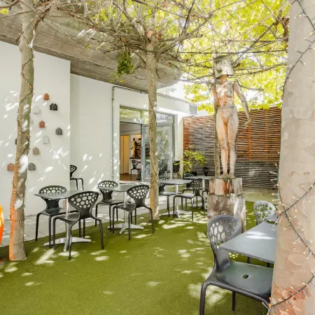 Art & Business Hotel