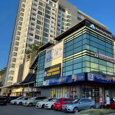 MetroCity Backpackers