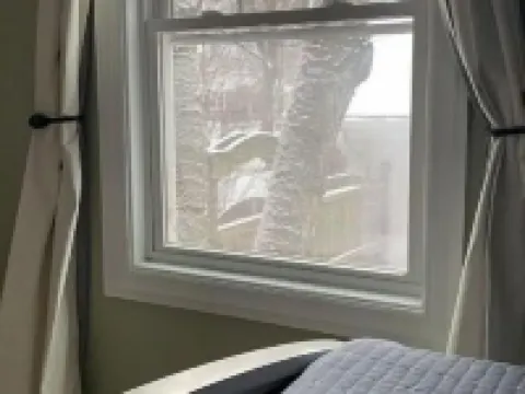 Sleepy Sanctuary Hotels in Wilmette