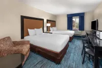 Days Inn by Wyndham Mackinaw City/Bridgeview Area
