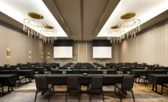 Courtyard Montreal Airport