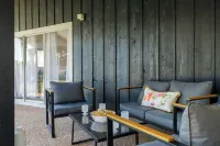 스타일리시한 3 베드룸, 수영장, 펫프렌들리, 10명 수용