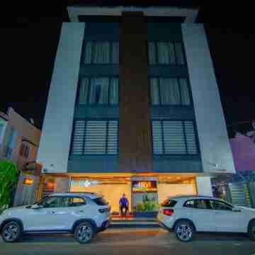 Urvi Banquets & Guest House Hotel Exterior