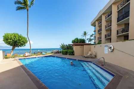 A Luxury Dolphin Suite with Magnificent Oceanfront..The Ultimate Family Hideaway