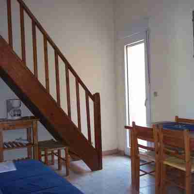 Apartment 6 persons-- 2/4 Others