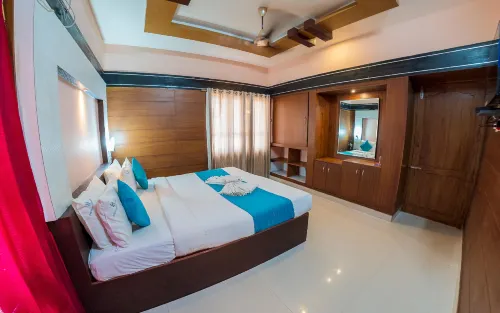 Black Beach Resort فنادق في ورکلا