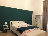 Family apartment located in the center of Taranto I strategic location.