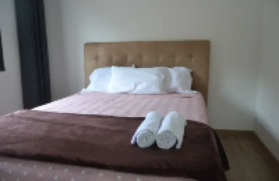 Refúgio em Pelotas Com Nf-e, Ideal Para Famílias e Animais de Pequeno Porte