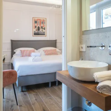 Be Your Home - Riviera Suites