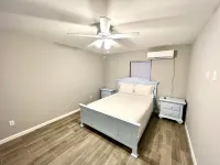 Cozy 2-bedroom apartment in delightful Bimini with WiFi, AC