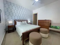 Modern Luxury Apt w/ Private Jacuzzi, Pool & Nature Close to Pristine Beaches