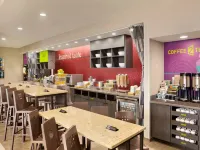Home2 Suites by Hilton Birmingham Downtown Отели рядом с достопримечательностью «Научный Центр МакУэйн»