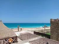 chalet 90 sq. m with one bed room and reception first raw sea view Hotels in Qesm Ad Dabaah