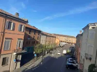 Vintage bright& cosy central apartament