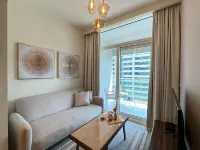 Modern City Scaping Apartment