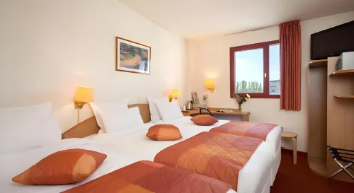 Geographotel Paris-Roissy CDG Airport Hotels in Saint-Witz