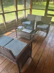Escape to the Woods! Farmhouse on 10 Acres -Great Wifi, Big Kitchen. Book IT!