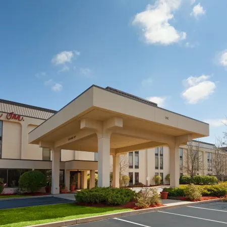 Hampton Inn New Bedford/Fairhaven Отели в г. Фэрхейвен