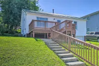 Morgantown Home w/ Patio: Near Wvu Football!