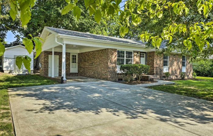 Apex Home about 15 Mi to Downtown Raleigh!