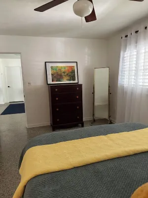 Quaint Key West Pool Bungalow