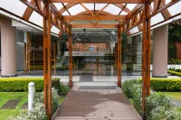 Modern two-bedroom apartment furnished in a classic style