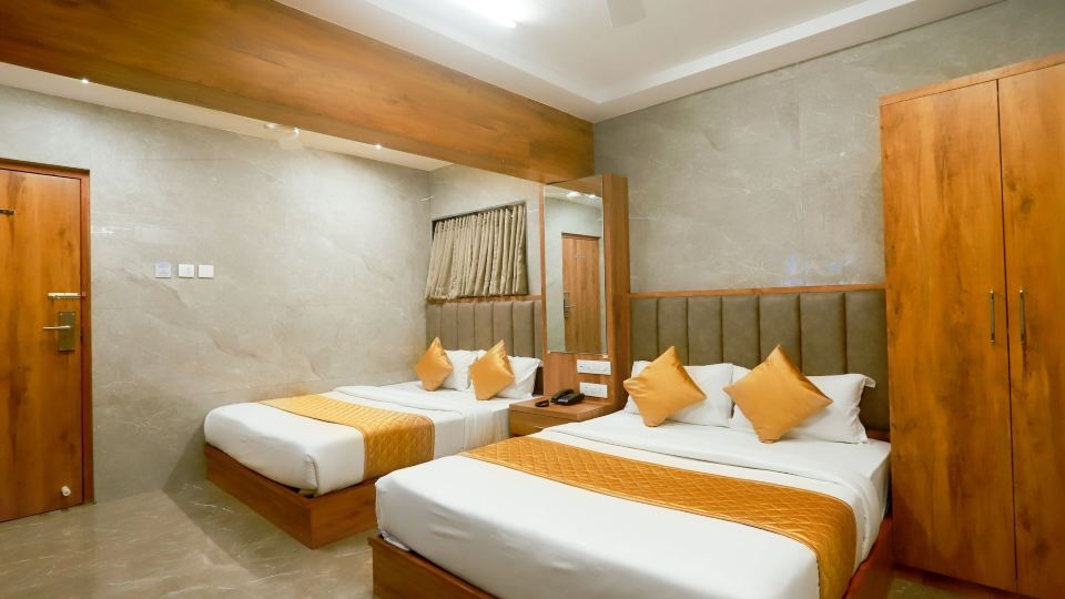Hotel Karishma Dadar