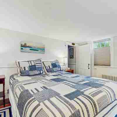 Olde New House Rooms