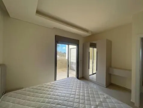 Stylish 3-BDR Apt with Terrace