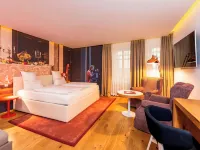 Small Luxury Hotel Goldgasse Hotels near Felsenreitschule