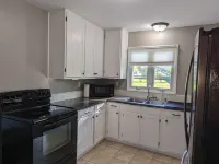 3-bedroom house in charming Riverdale with WiFi, AC. Book now