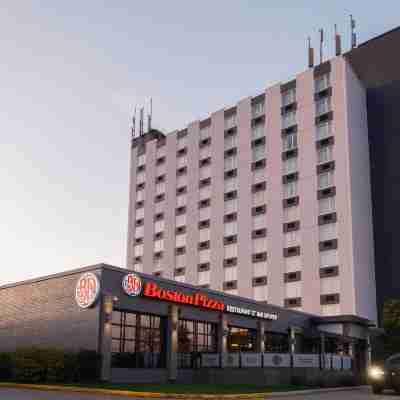 Delta Hotels Saguenay Conference Centre Hotel Exterior